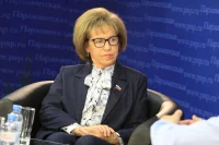 Сенатор Скаковская рассказала, зачем вносят изменения в госпрограмму «Развитие образования»