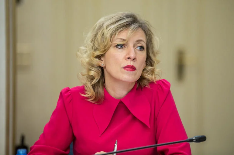 Захарова: Для карьеры политика на Западе требуются русофобия и незнание фактуры