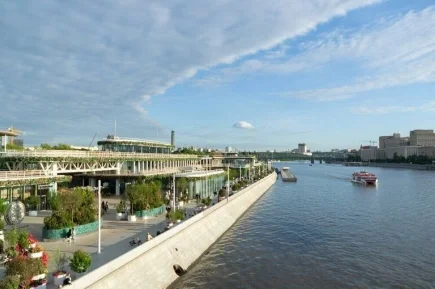 Синоптик рассказал, когда наступит последний день летнего тепла в Москве