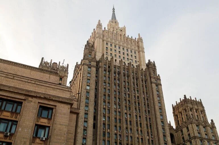 В МИД России выразили обеспокоенность заигрыванием Запада с ядерным оружием