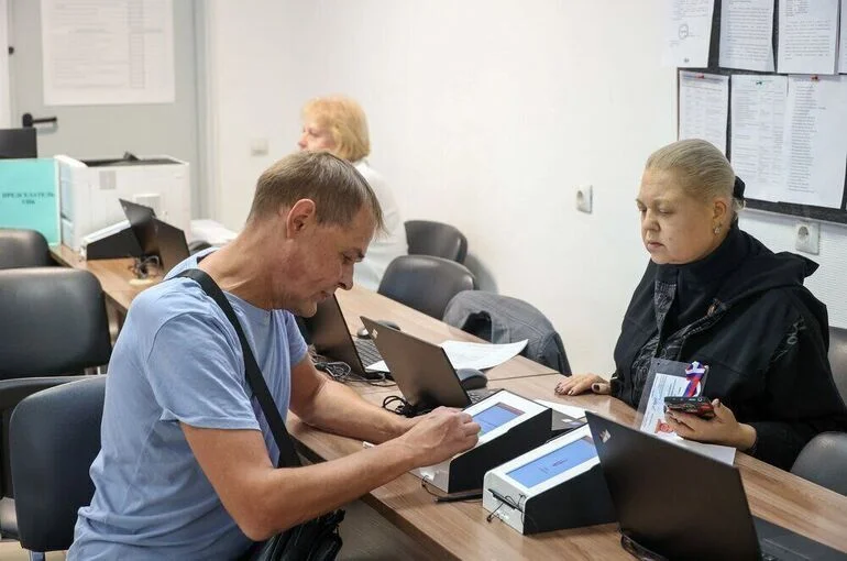 Явка на выборах в Госдуму на 14:00 мск составляет 32,58%