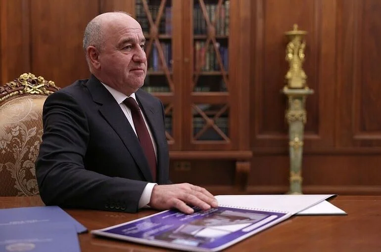 Рашид Темрезов вновь избран главой Карачаево-Черкесии