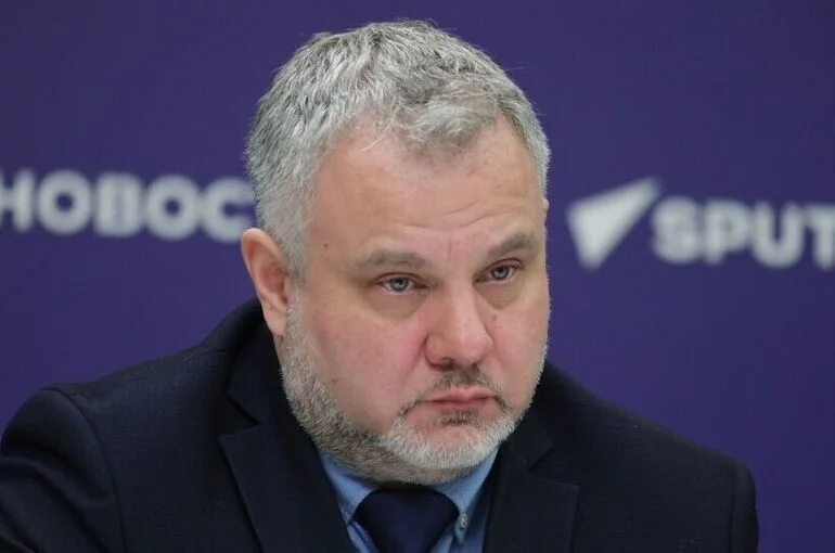 Антон Лукаш.