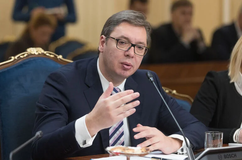 Вучич заявил о необходимости диалога и соблюдения международного права