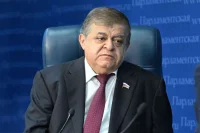 Сенатор Джабаров: Конфликт США и Ирана не завершится без признания статуса Ормузского пролива