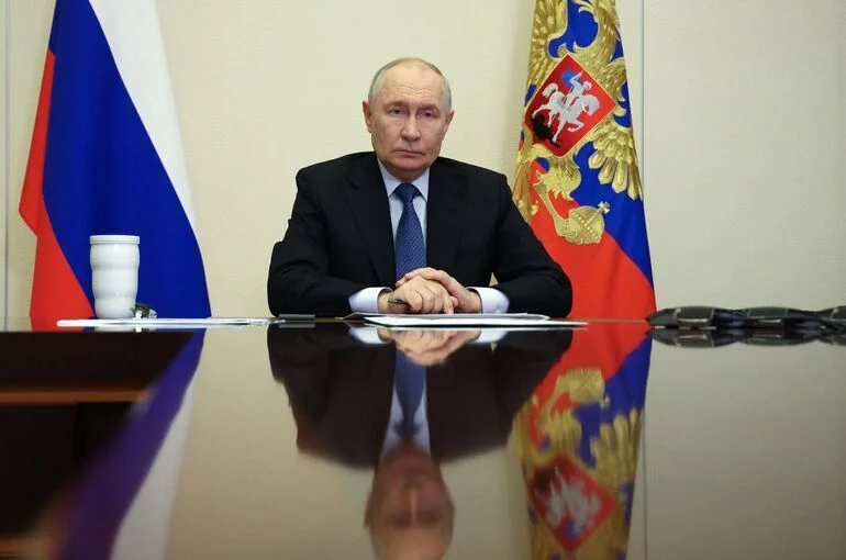 Путин: Все предложения по мирному урегулированию «на столе», но нужно подумать