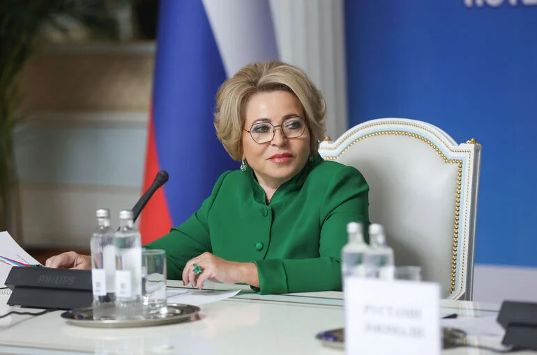 Матвиенко: Новосибирская область подарила России выдающихся деятелей искусства