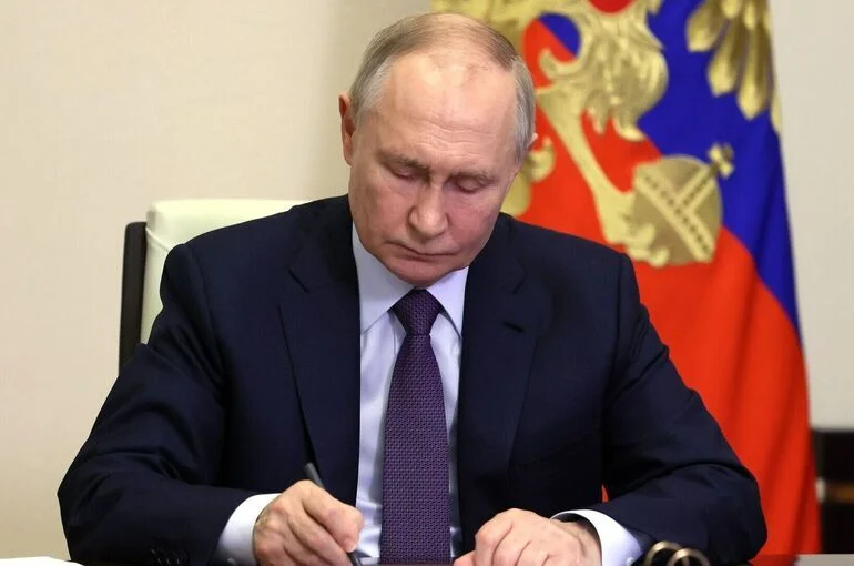 Путин передал активы немецкой торговой сети Metro во временное управление