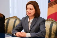 Импичмент Санду поддержала почти половина депутатов парламента Молдавии
