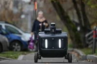 При наезде робота-курьера на пешехода компенсацию выплатят страховщики