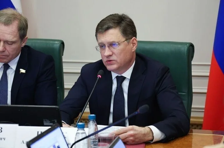 Новак поручил усилить контроль за ценообразованием на топливо в РФ