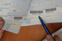 Иностранцам хотят ограничить доступ к больничным и декретным выплатам
