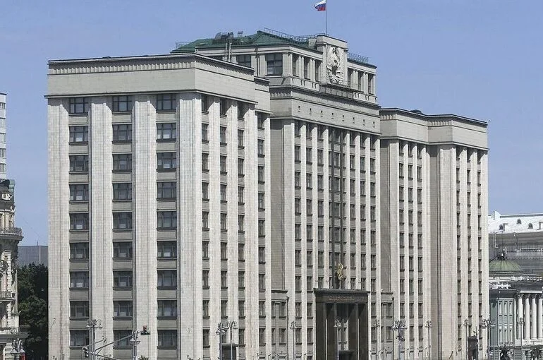 В Госдуме распределили обязанности между заместителями председателя