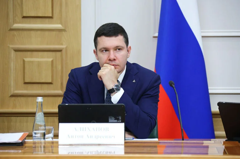 Алиханов расскажет сенаторам о развитии беспилотных технологий