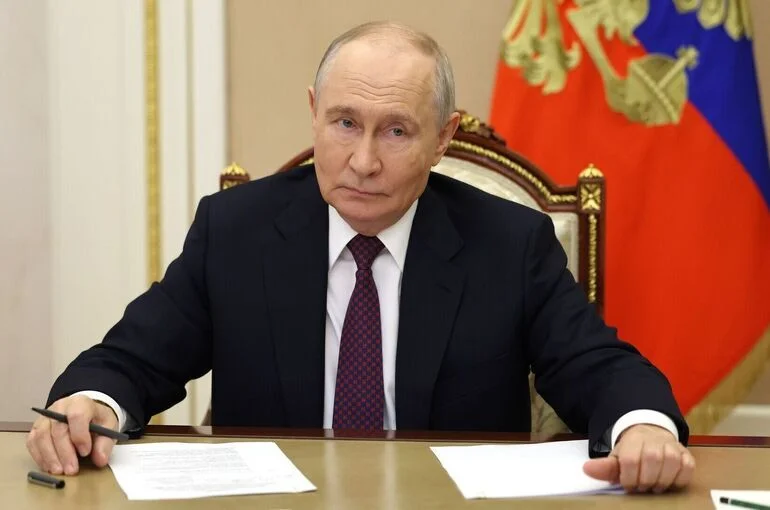 Путин поддержал создание цифровой библиотеки языков народов России