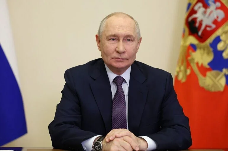 Путин заявил о планах по наращиванию производства аккумуляторных батарей