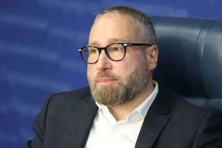 Депутат Горелкин: В Госдуме не рассматривают инициативы о запрете соцсетей для детей