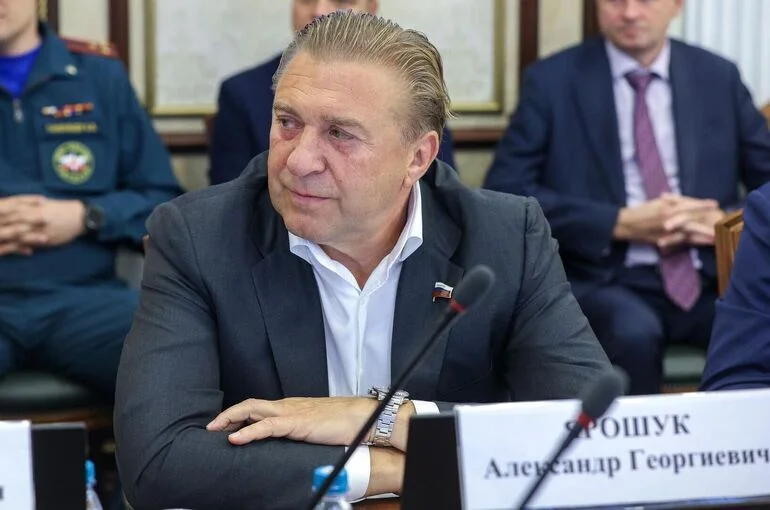 Ярошук переизбран сенатором от Калининградской области