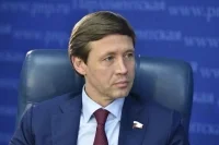 Сенатор Шейкин поддержал создание ИИ-помощника для школьников