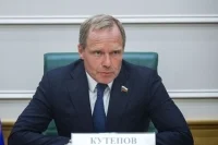 Сенатор Кутепов: Совфед окажет Удмуртии содействие для решения стоящих перед ней задач