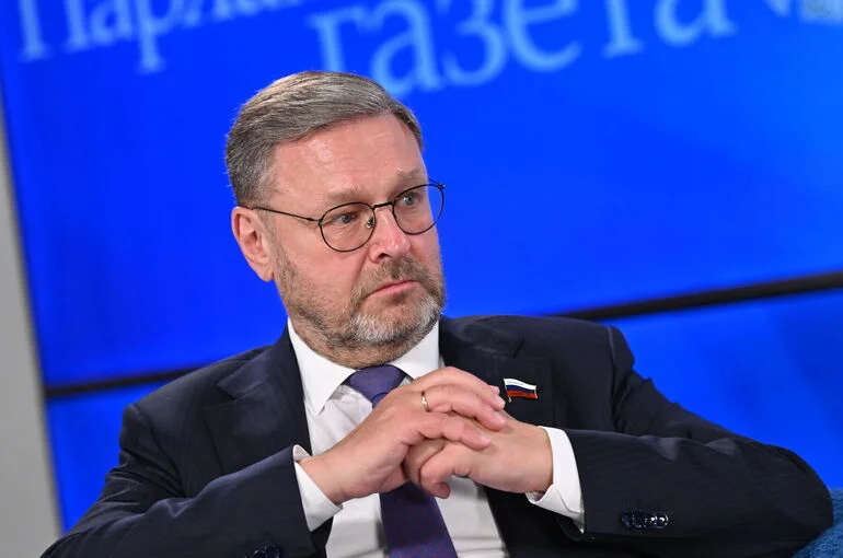 «Циничная трехходовка»: Сенатор Косачев о демонизации РФ спецслужбами Запада