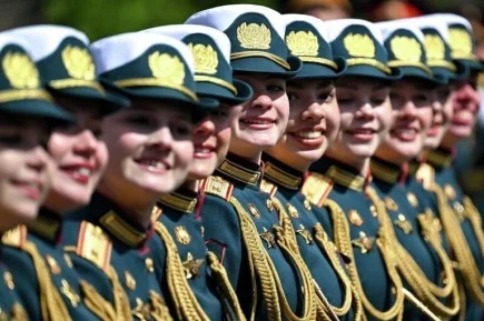 Женщинам в погонах хотят предоставить дополнительные гарантии