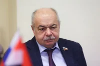 Умаханова снова наделили полномочиями сенатора от Дагестана