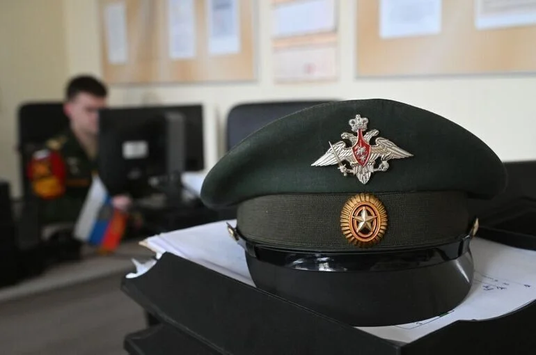 Военнослужащим-контрактникам добавят обязательств