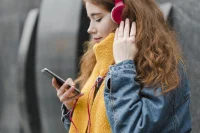 В туристической отрасли набирают популярность аудиогиды и городские квесты