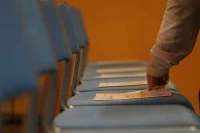 В Сербии началось голосование на парламентских выборах
