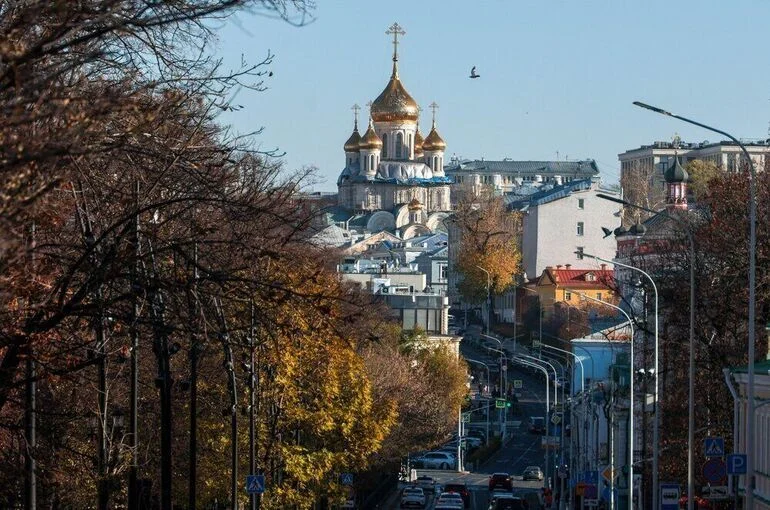 Синоптик: Средняя полоса России идет на температурный рекорд для октября