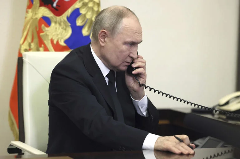 Telegraph: Беседа Путина со Стуббом и Стёре «вбила клин» между союзниками Киева