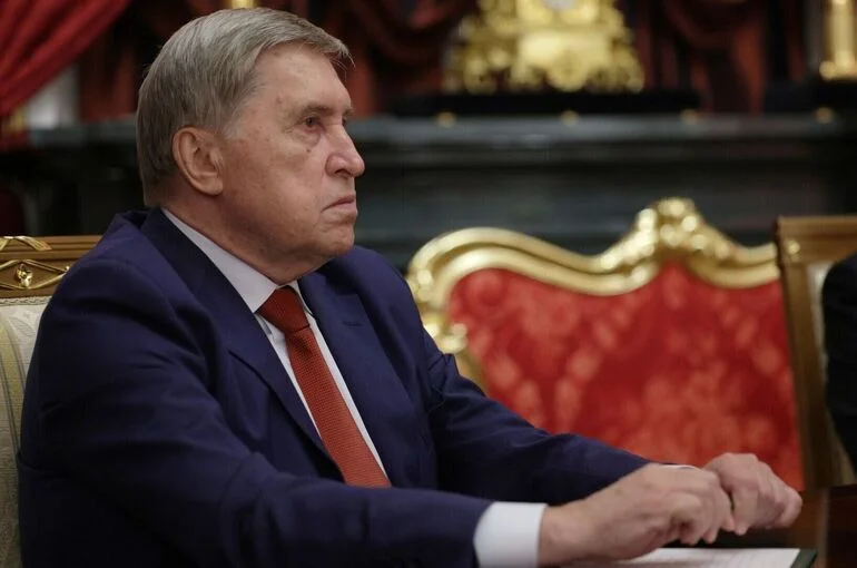 Ушаков поддержал требование Стёре удалить дезинформацию FT о разговоре с Путиным