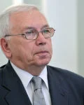 Владимир Лукин